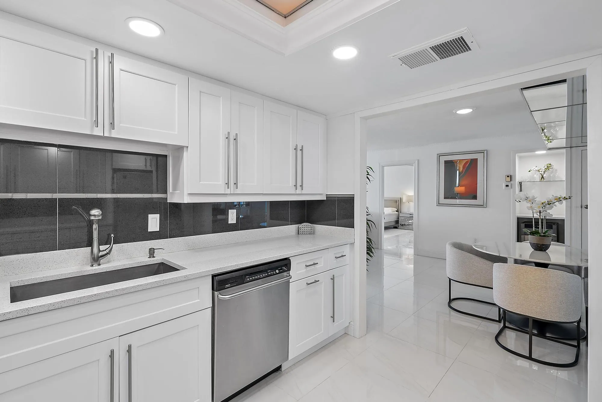 3456 S Ocean Boulevard, 802-5