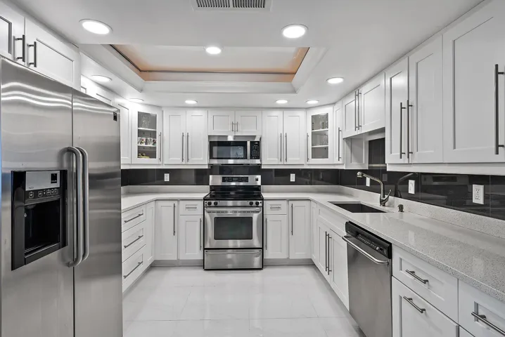 3456 S Ocean Boulevard, 802-3