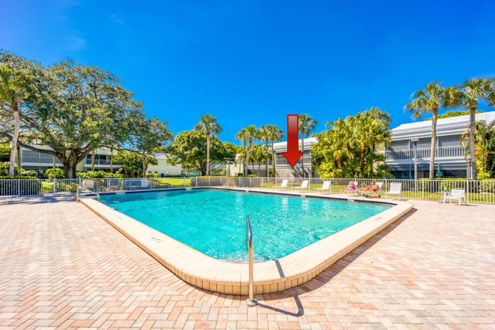 1600 SE St Lucie Blvd #205-27_arrow