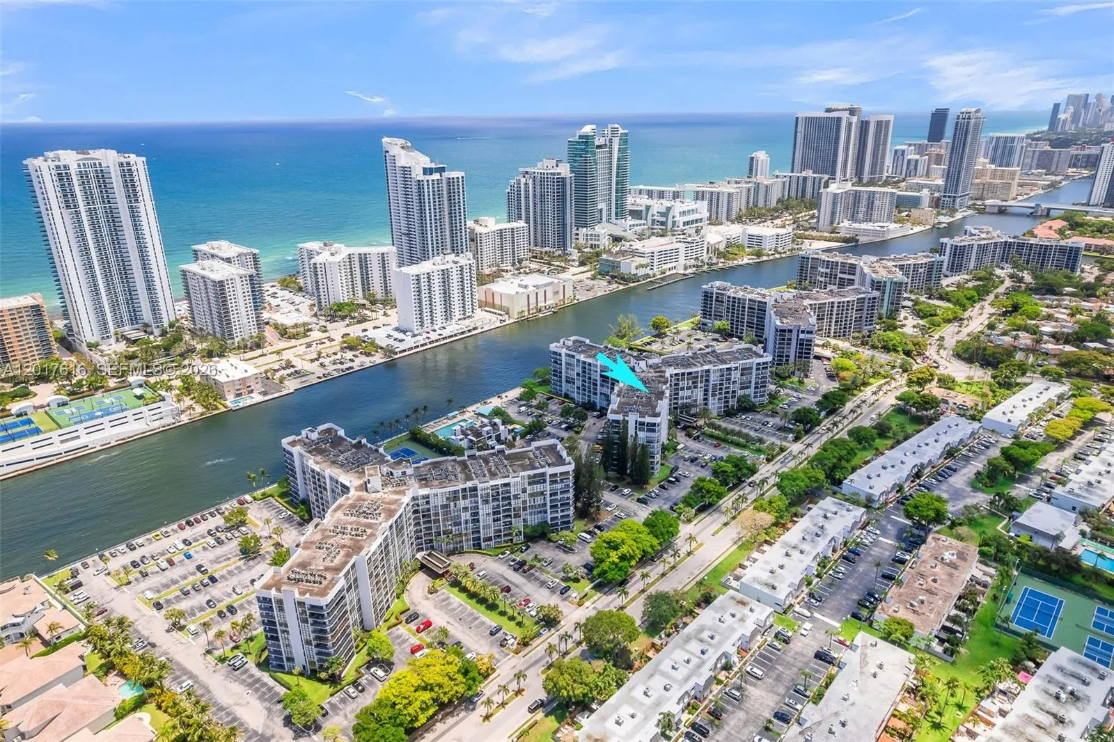 800 Parkview Drive, Unit #1007 - FOR SALE.Three Islands, Hallandale Beach, FL 33009. Florida. Oceanview Park Condominium.