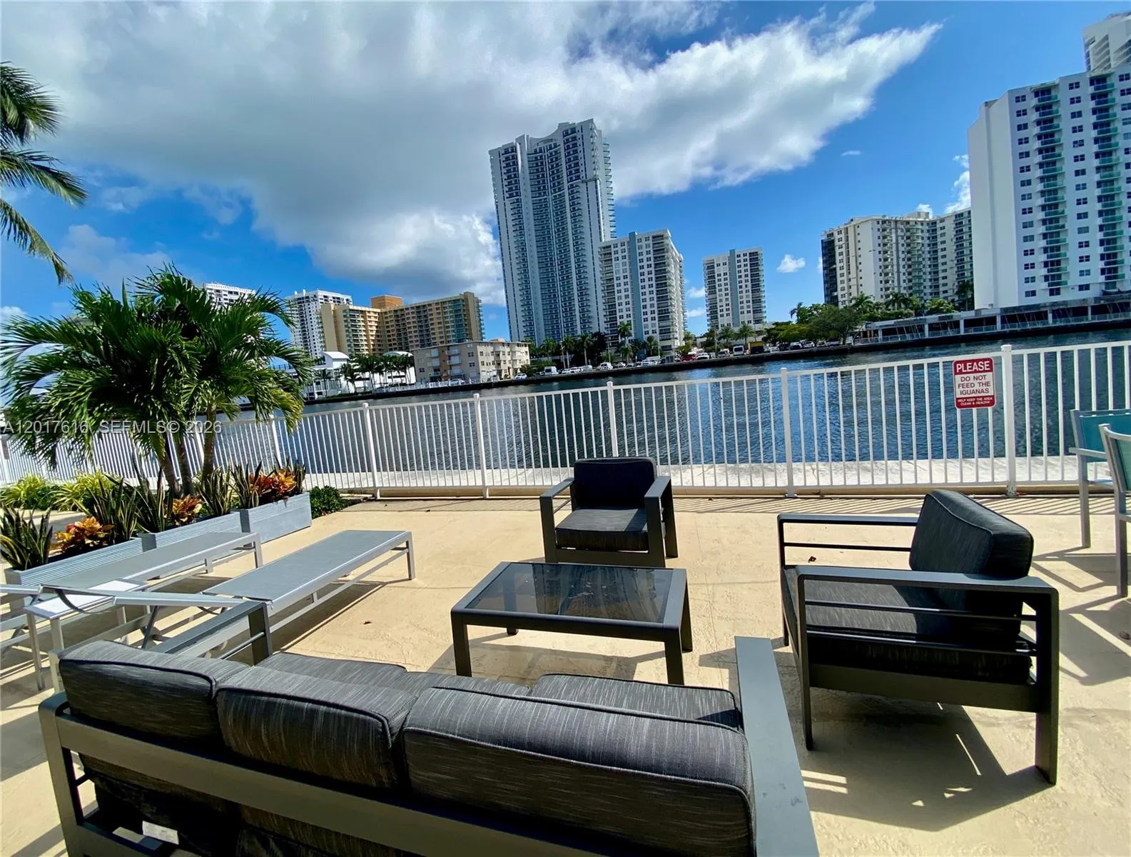 800 Parkview Drive, Unit #1007 - FOR SALE.Three Islands, Hallandale Beach, FL 33009. Florida. Oceanview Park Condominium.