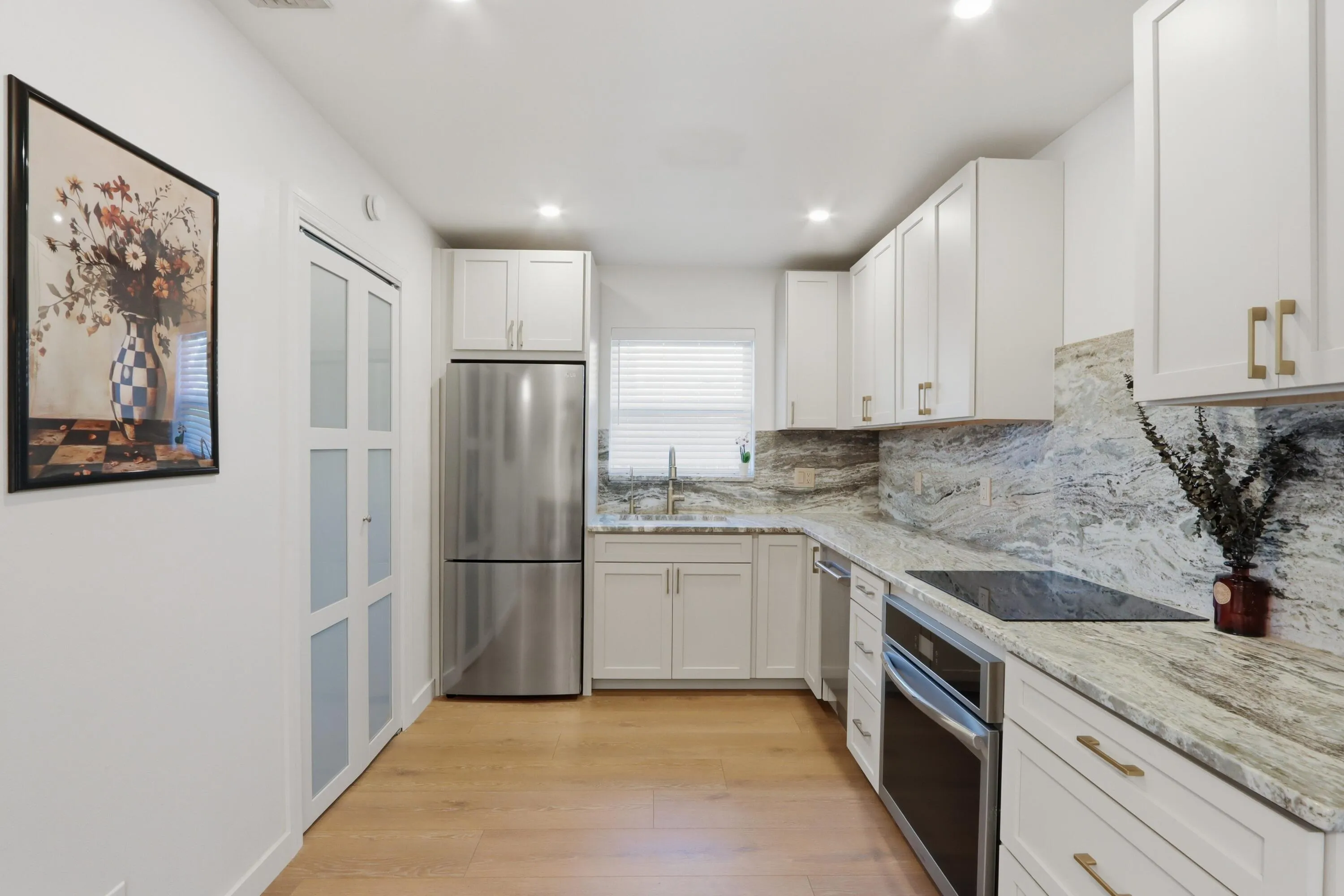 010-021-Kitchen-4200x2800