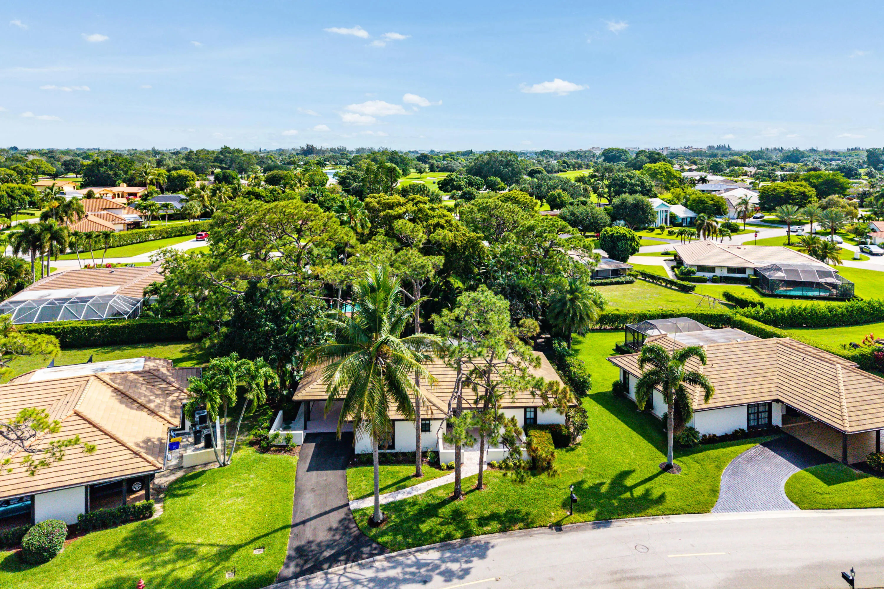 048-433PineVillaDrive-Atlantis-FL-33462-