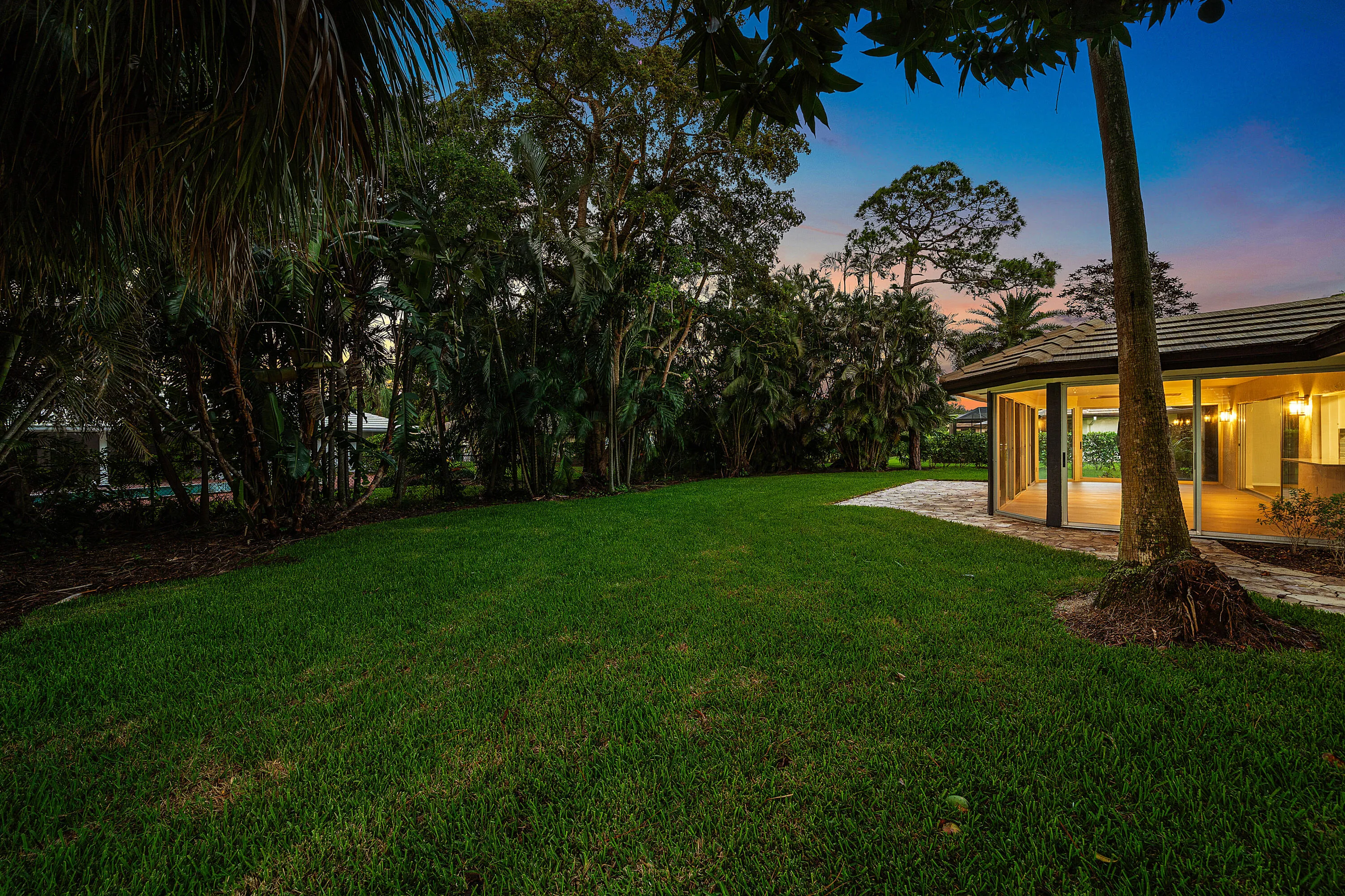 066-433PineVillaDrive-Atlantis-FL-33462-
