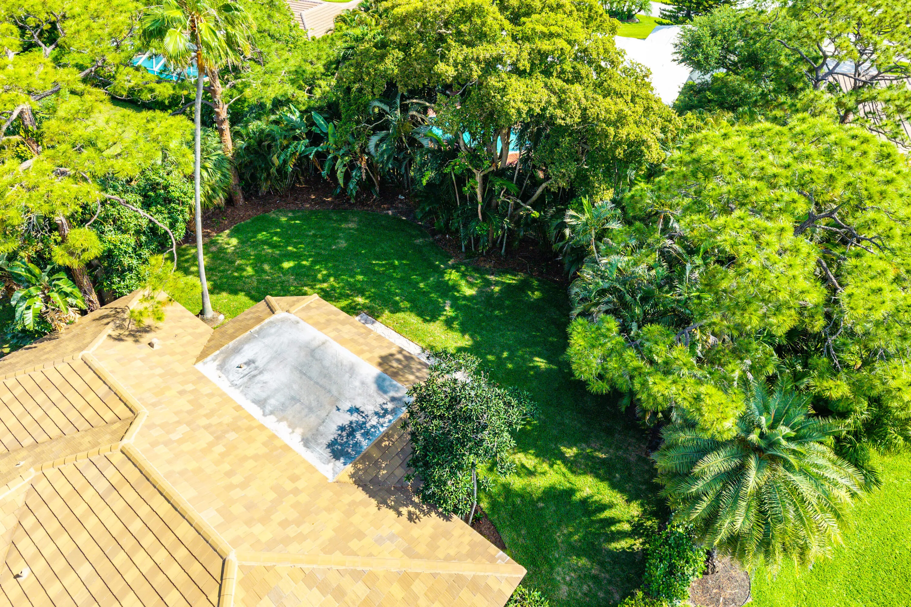 050-433PineVillaDrive-Atlantis-FL-33462-