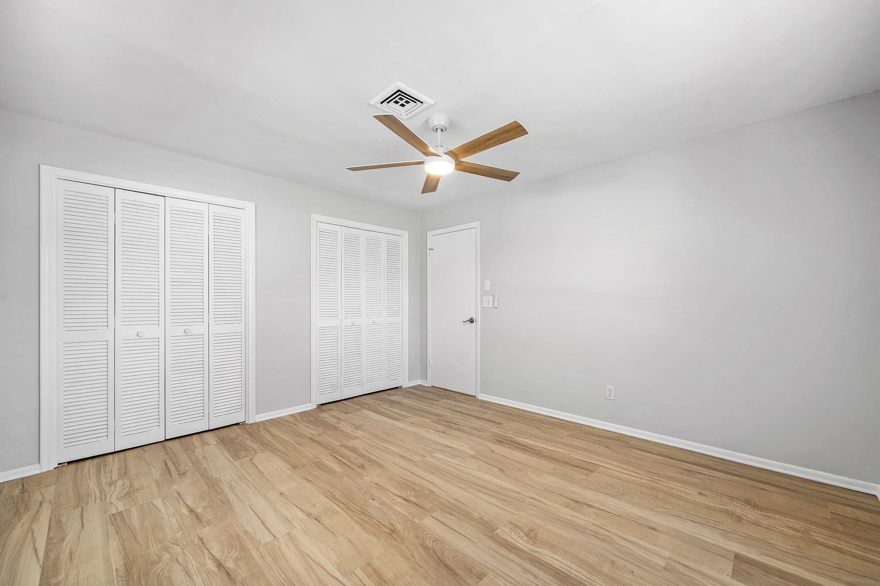 036-433PineVillaDrive-Atlantis-FL-33462-
