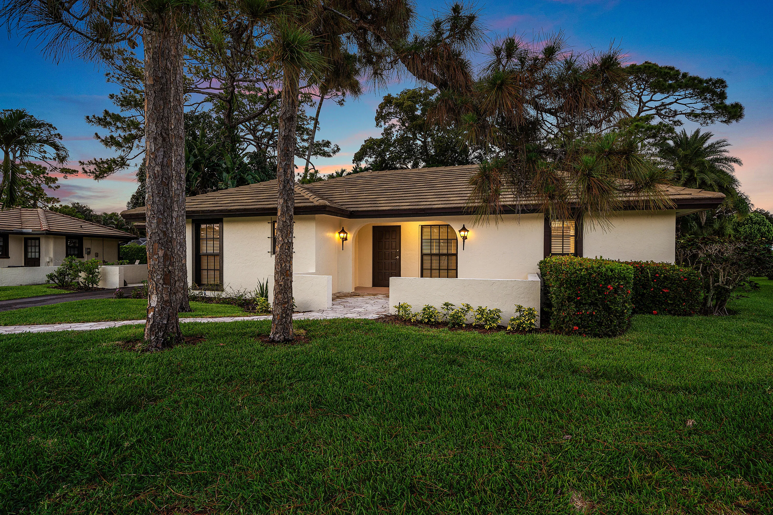 059-433PineVillaDrive-Atlantis-FL-33462-