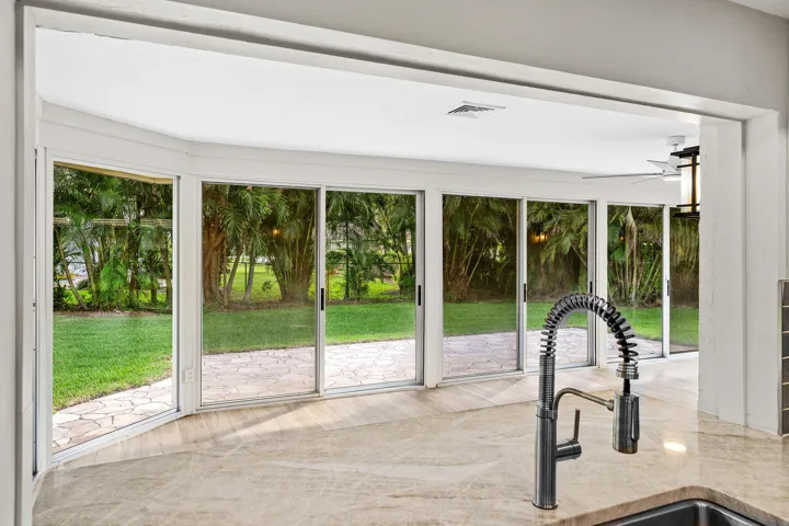 022-433PineVillaDrive-Atlantis-FL-33462-