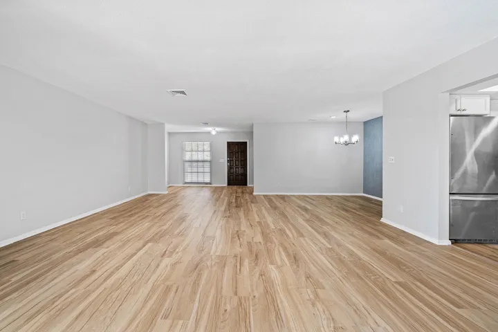 019-433PineVillaDrive-Atlantis-FL-33462-