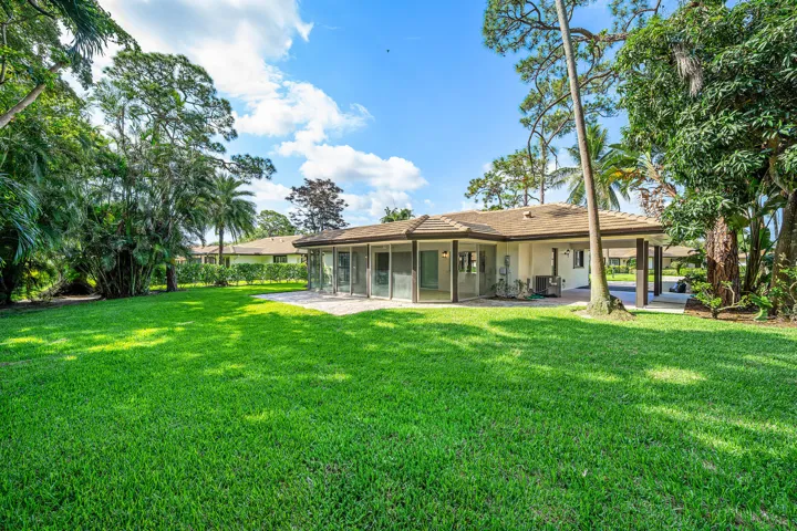039-433PineVillaDrive-Atlantis-FL-33462-
