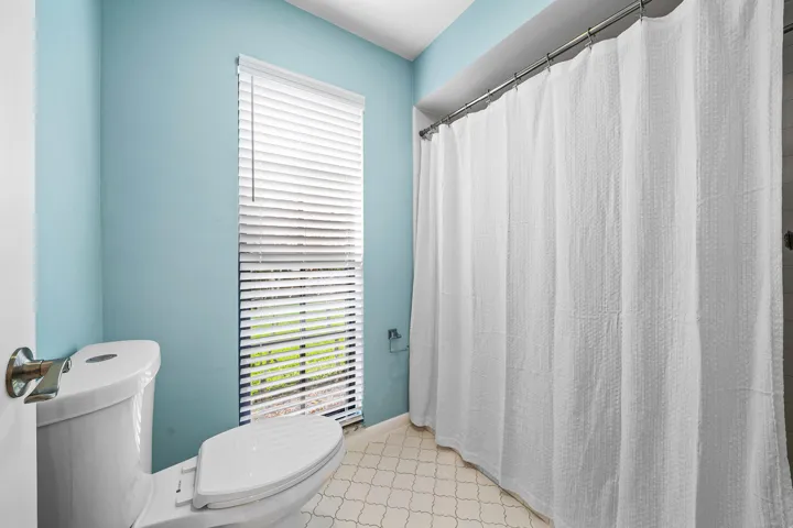 031-433PineVillaDrive-Atlantis-FL-33462-