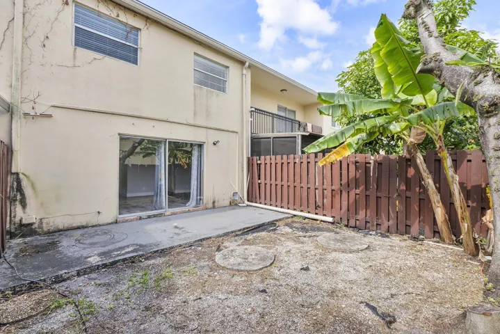 Backyard entrance view