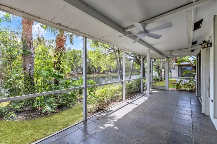 Screened in patio