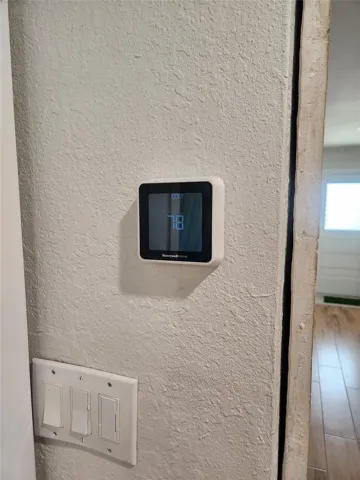 Digital Thermostat