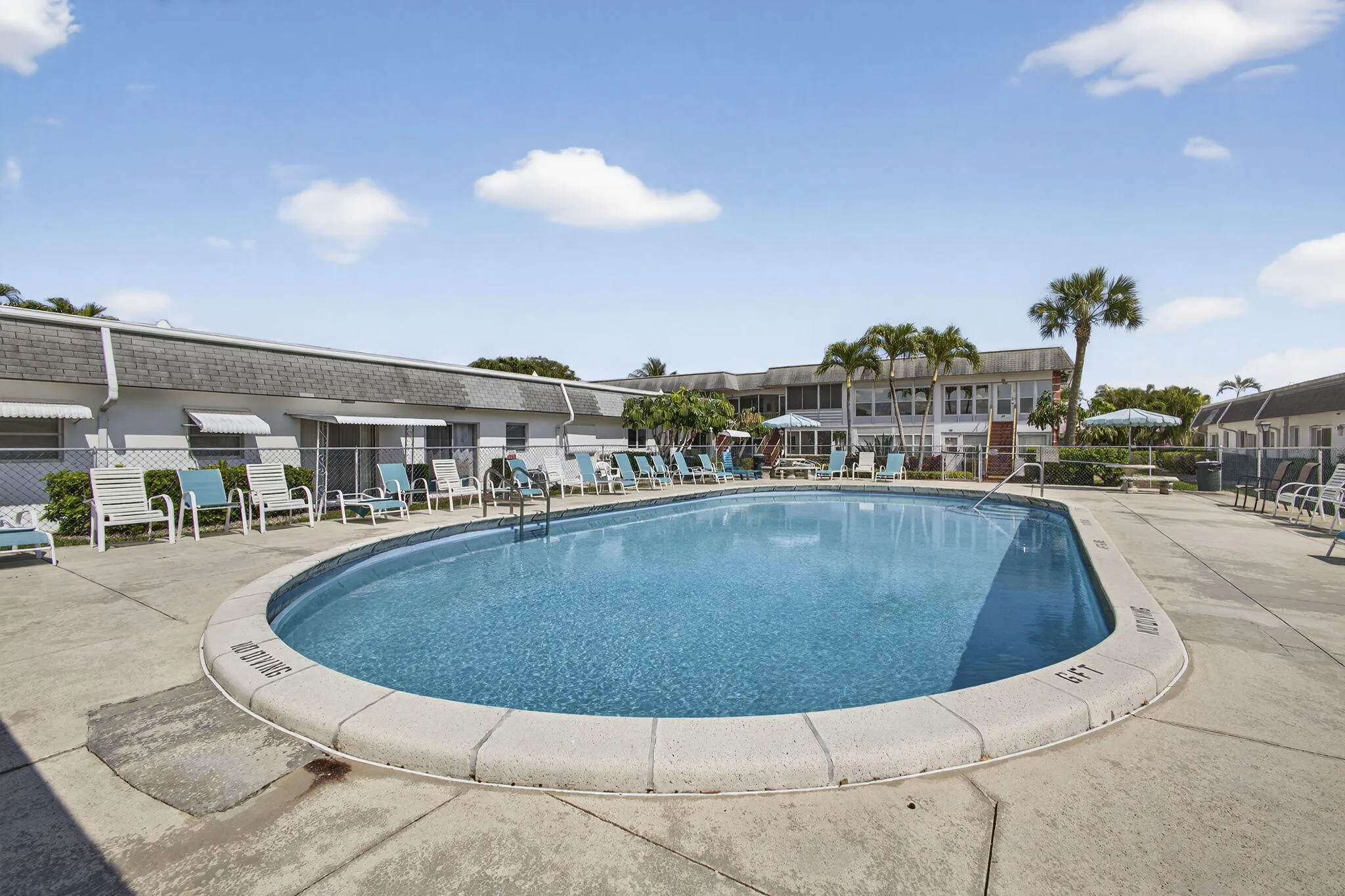 43-web-or-mls-Plymouth Sheffiled Pool 2