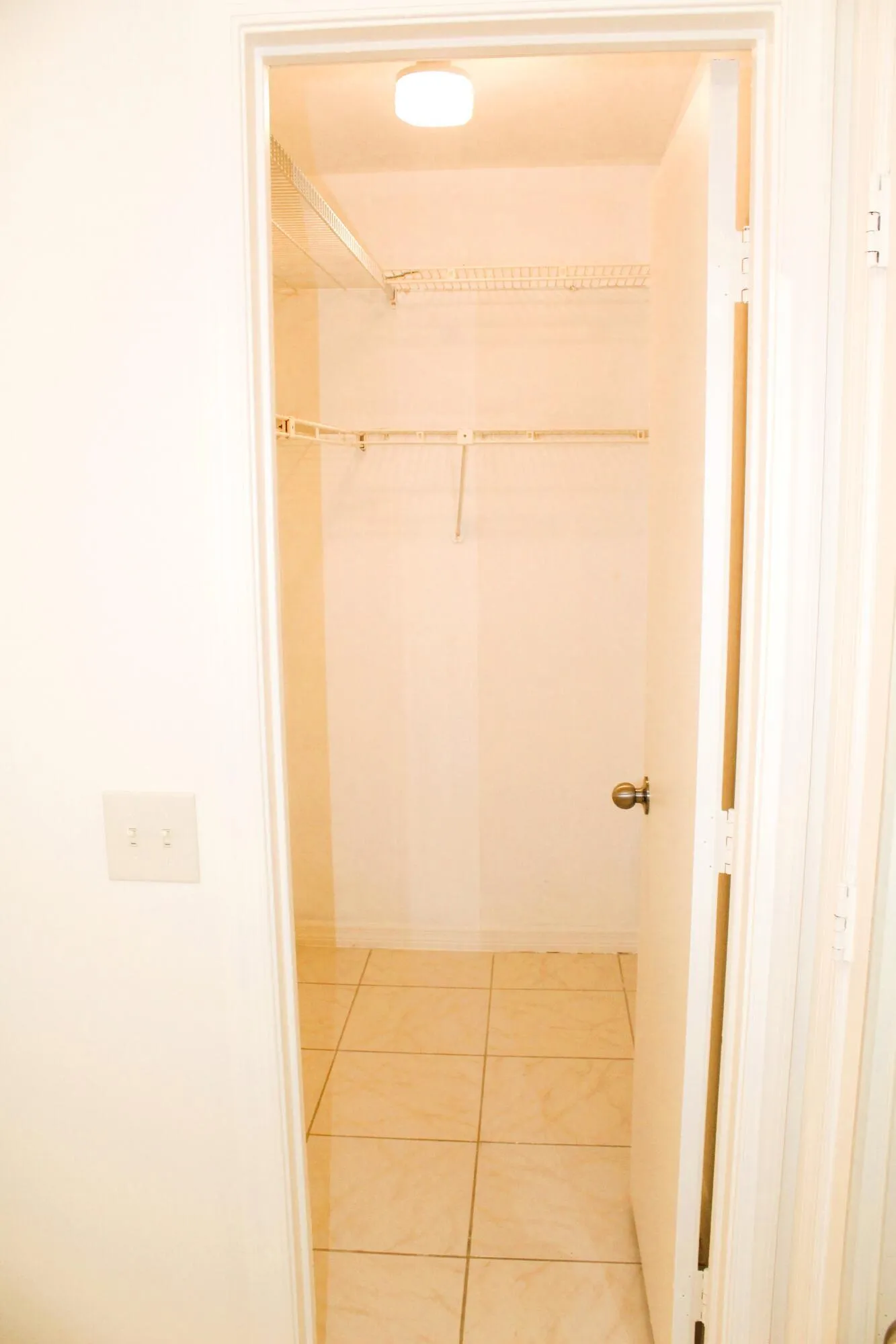 MASTER CLOSET