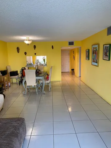 Living/ dining