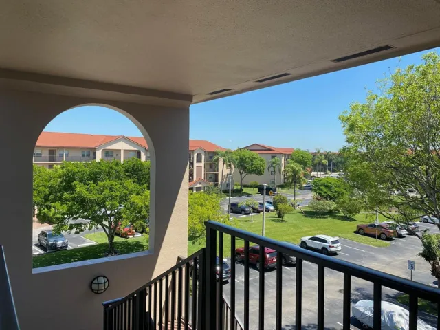 4th floor garden view