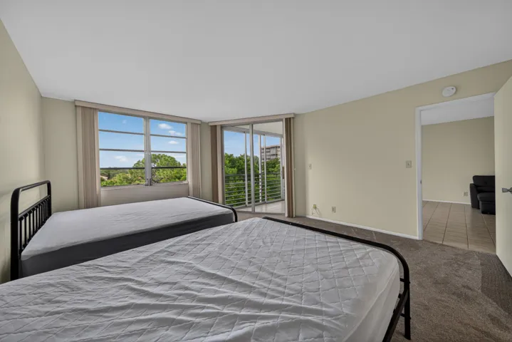 bedroom1-3