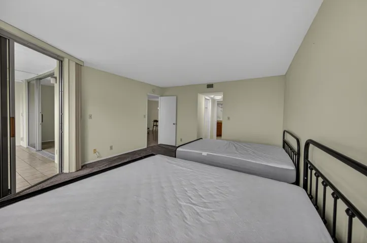 bedroom1-5