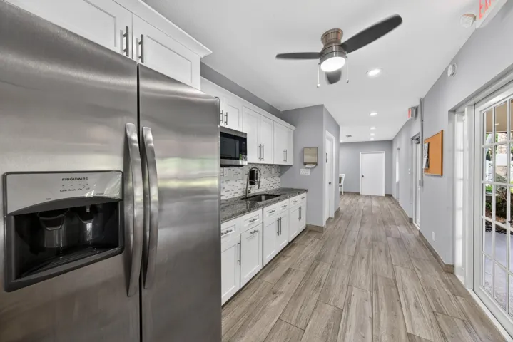 community clubhouse kitchen