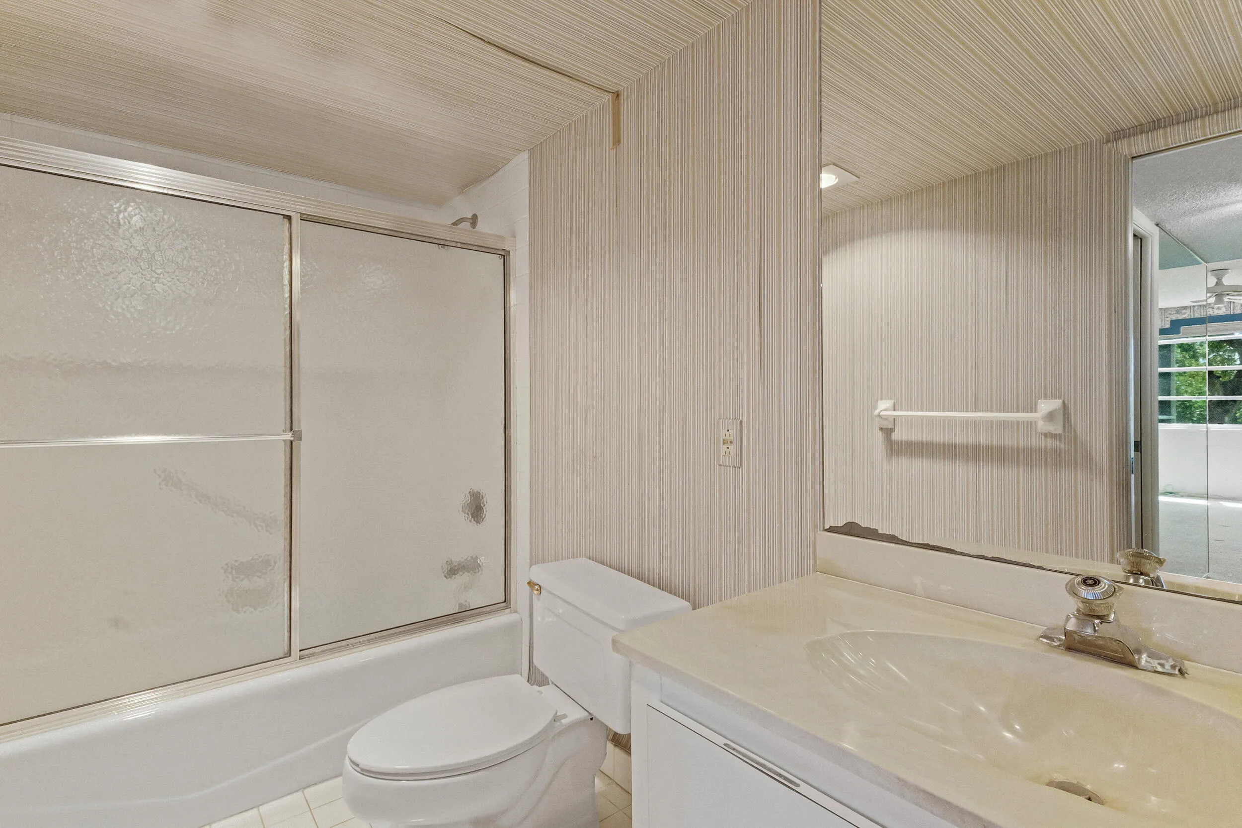 33_accutour_01 cypress-grove-way -033
