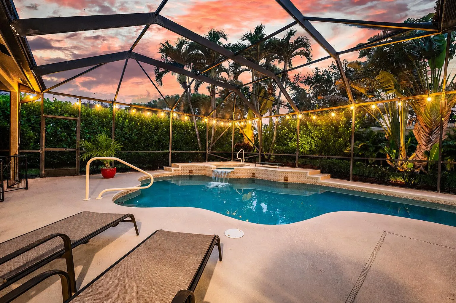 1493 Stonehaven Estates pool