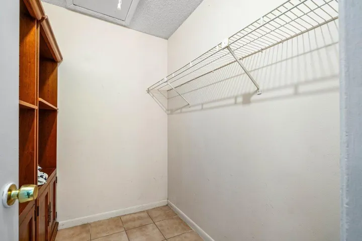 016-2780NorfolkPineCourt-LakeWorth-und-3