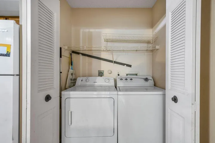021-2780NorfolkPineCourt-LakeWorth-und-3