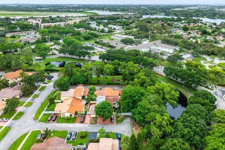 035-2780NorfolkPineCourt-LakeWorth-und-3