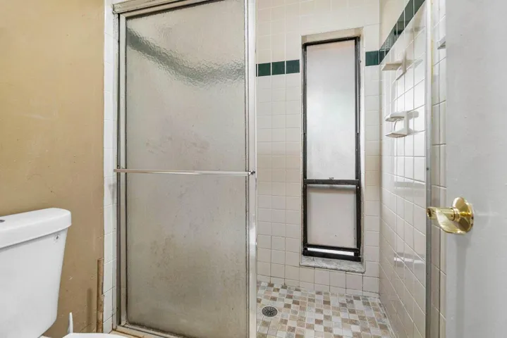 018-2780NorfolkPineCourt-LakeWorth-und-3