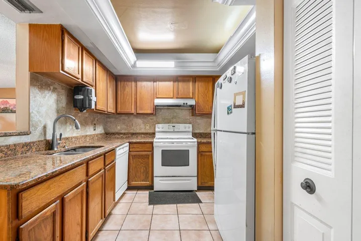 005-2780NorfolkPineCourt-LakeWorth-und-3