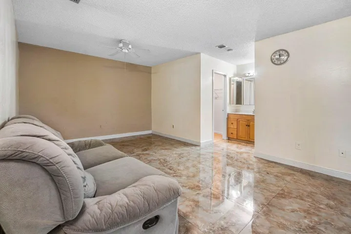 013-2780NorfolkPineCourt-LakeWorth-und-3