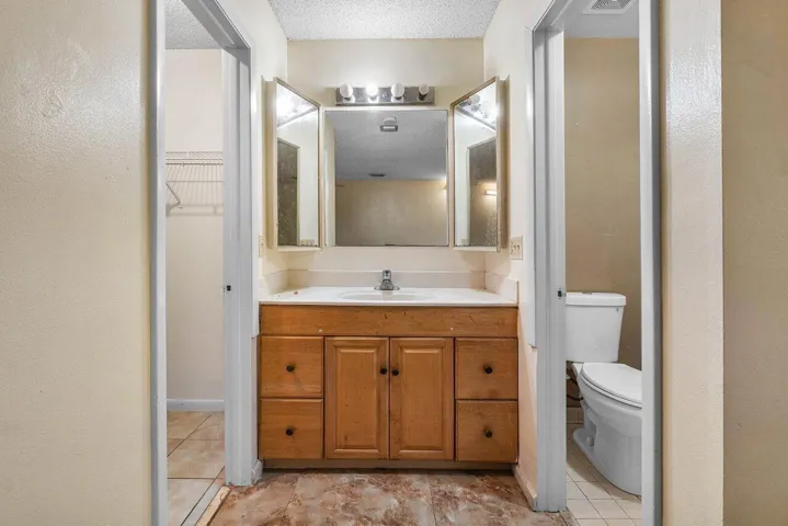 015-2780NorfolkPineCourt-LakeWorth-und-3