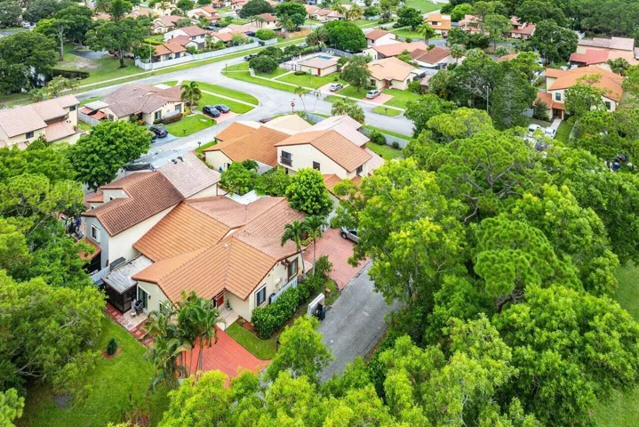 028-2780NorfolkPineCourt-LakeWorth-und-3