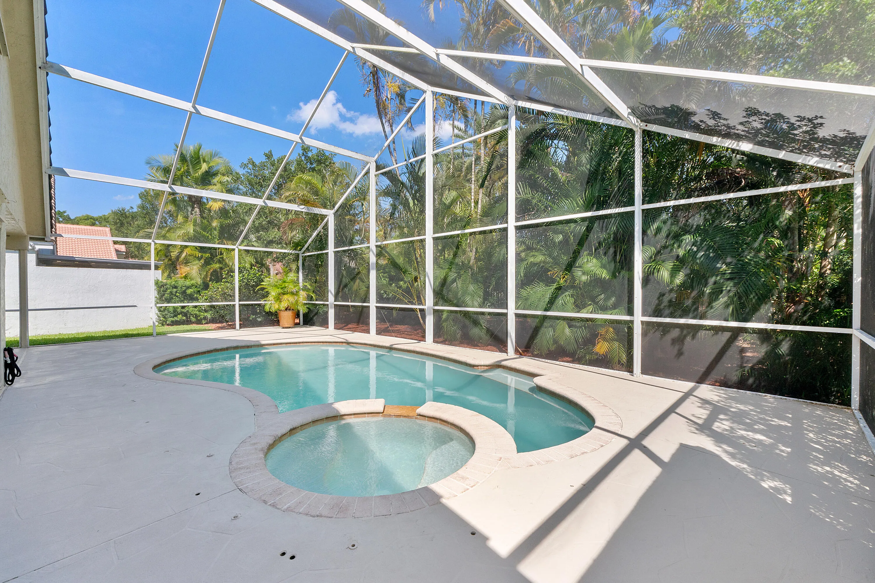 2016 Island Cir_074