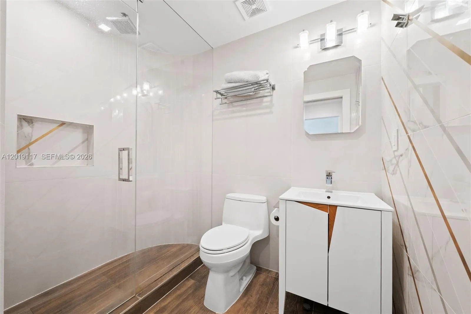 Property photo 112