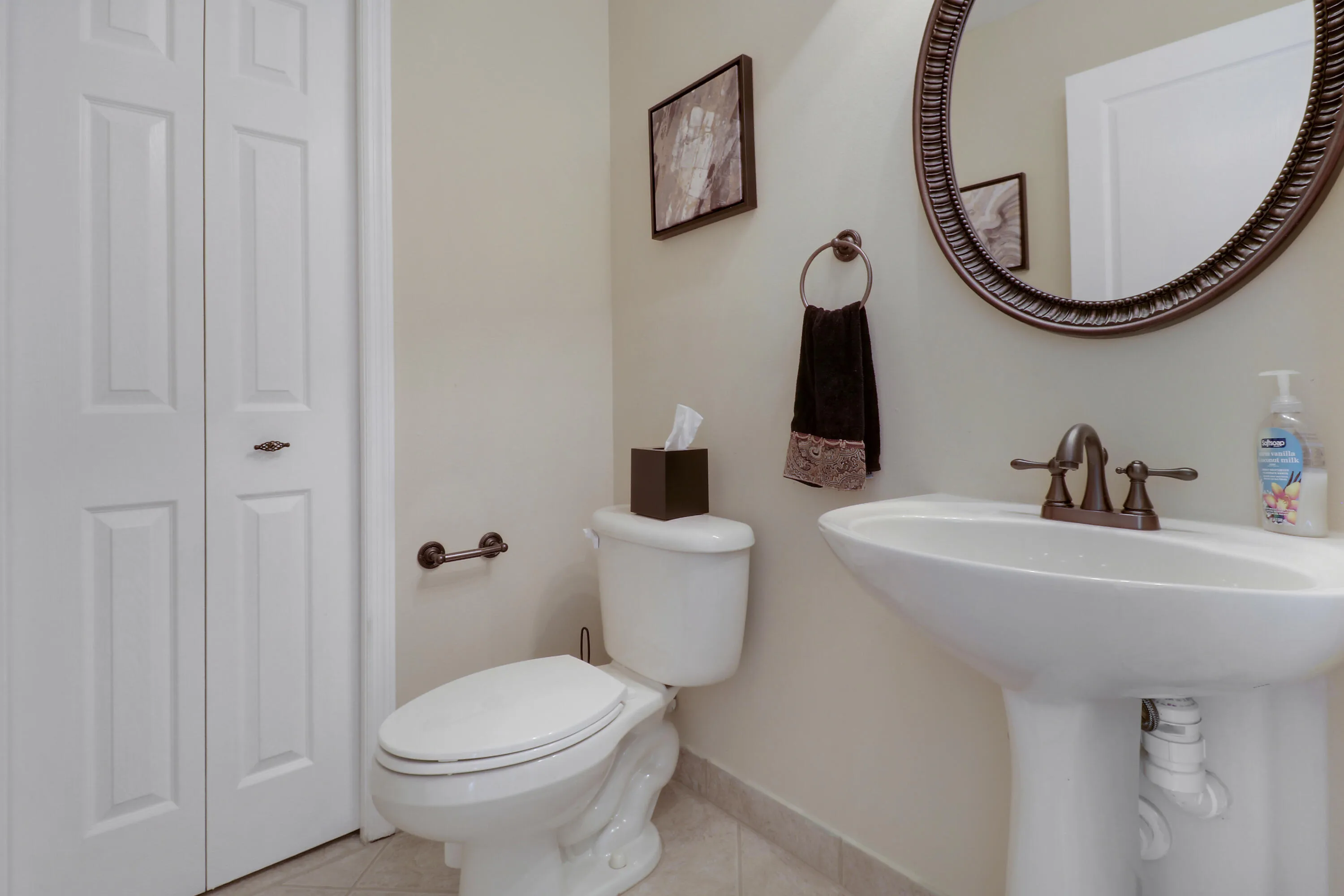 1/2 Bath