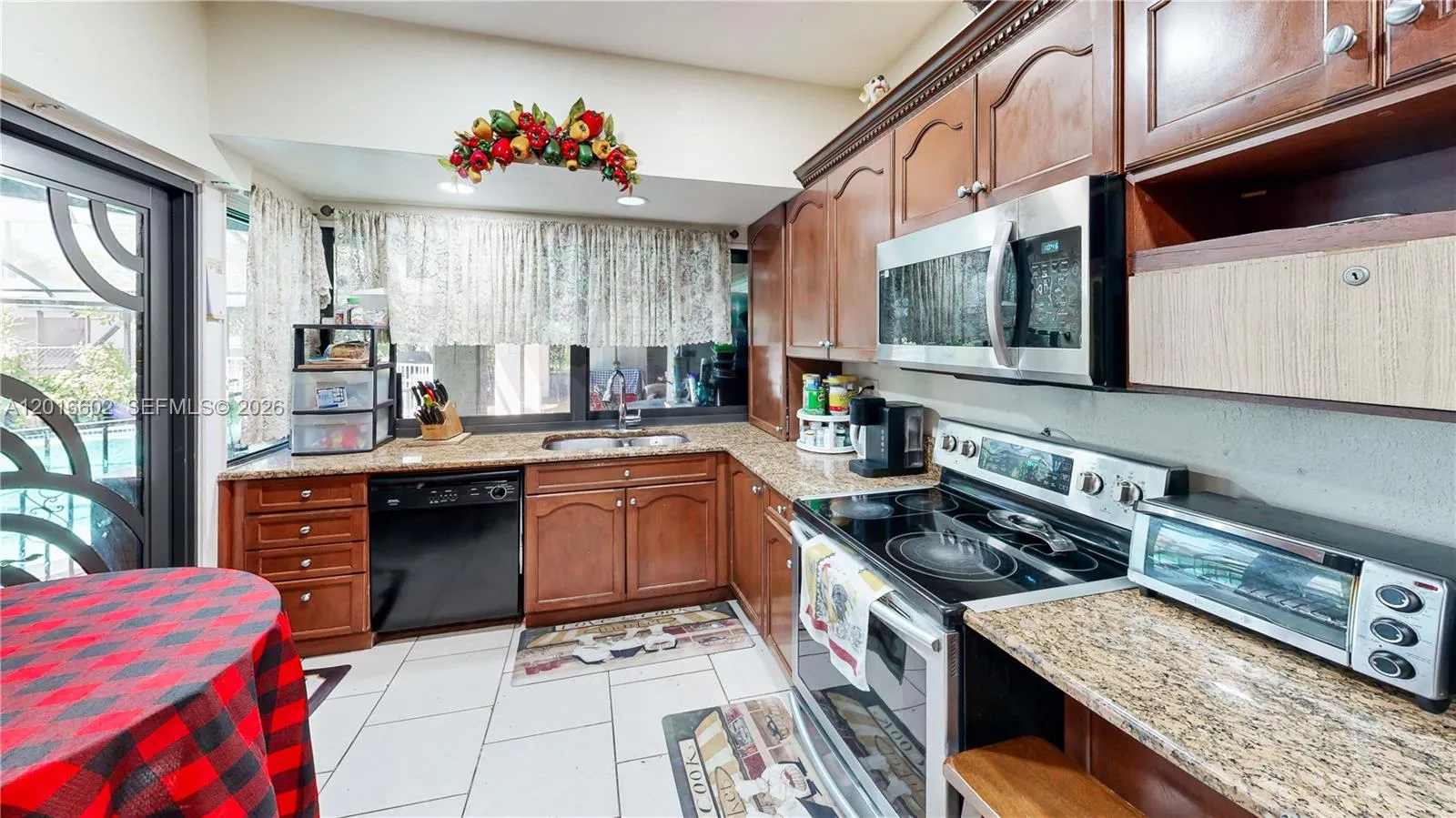 Property photo 9
