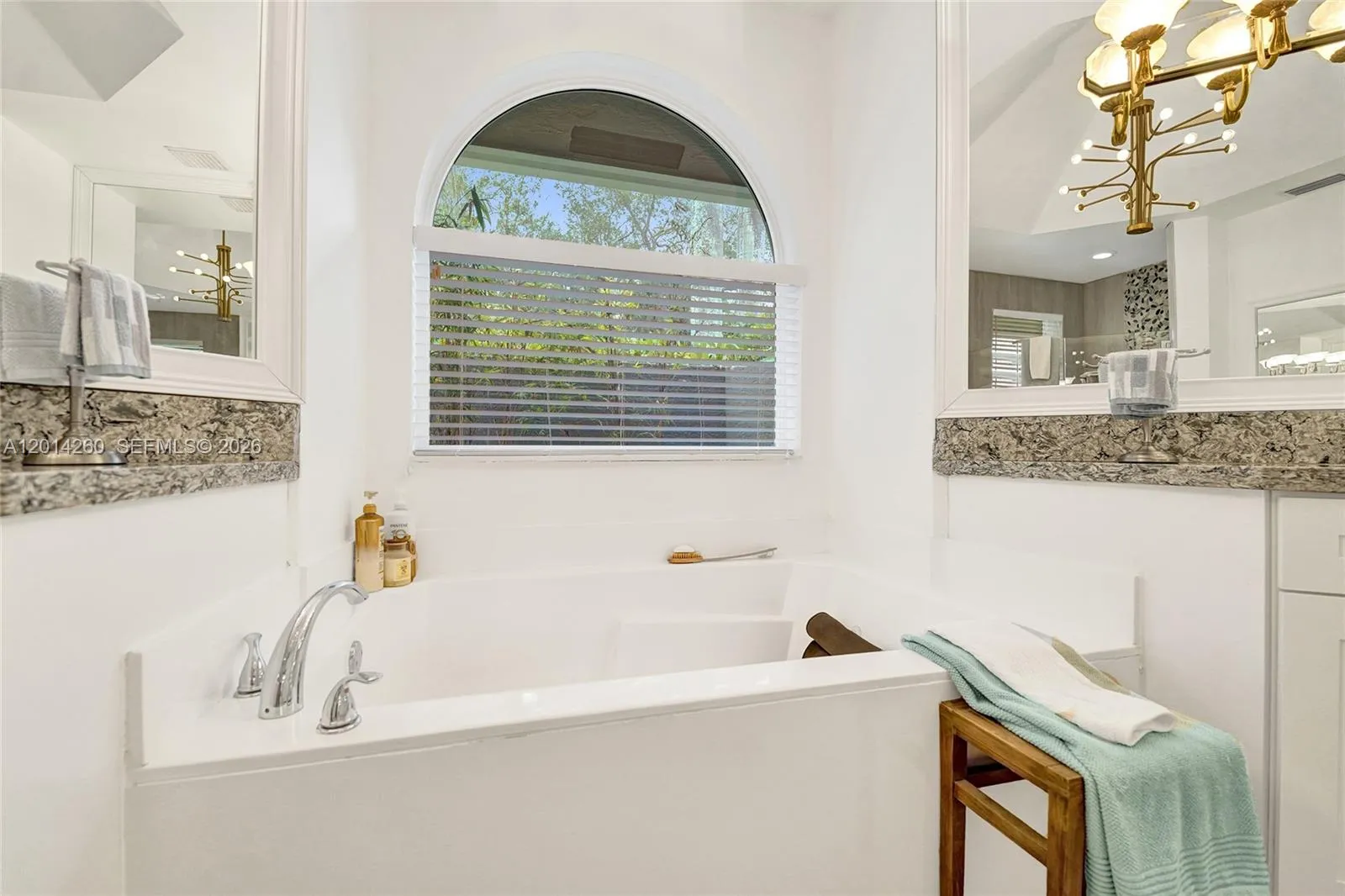 Property photo 123
