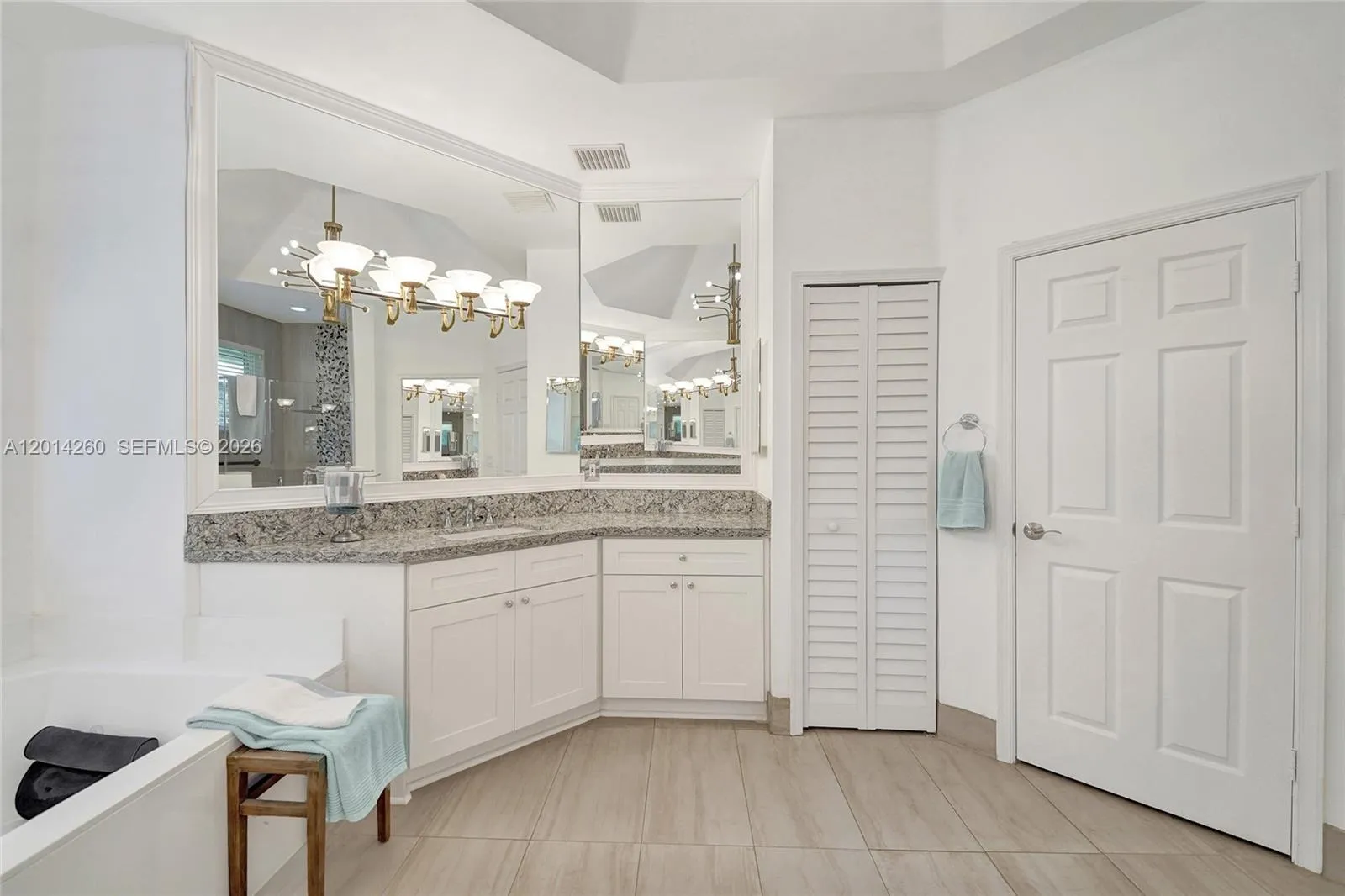 Property photo 126