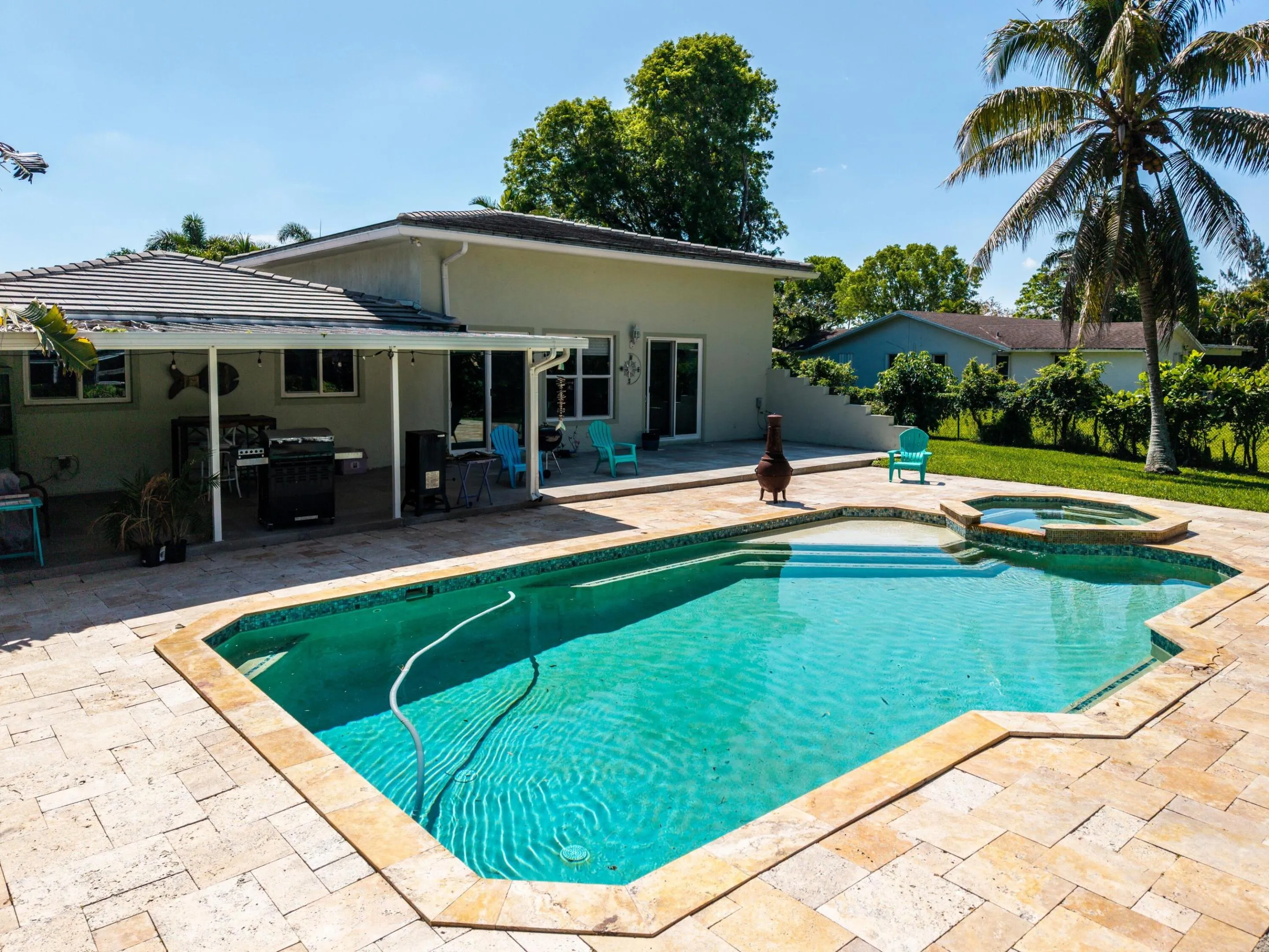 Pool-Patio