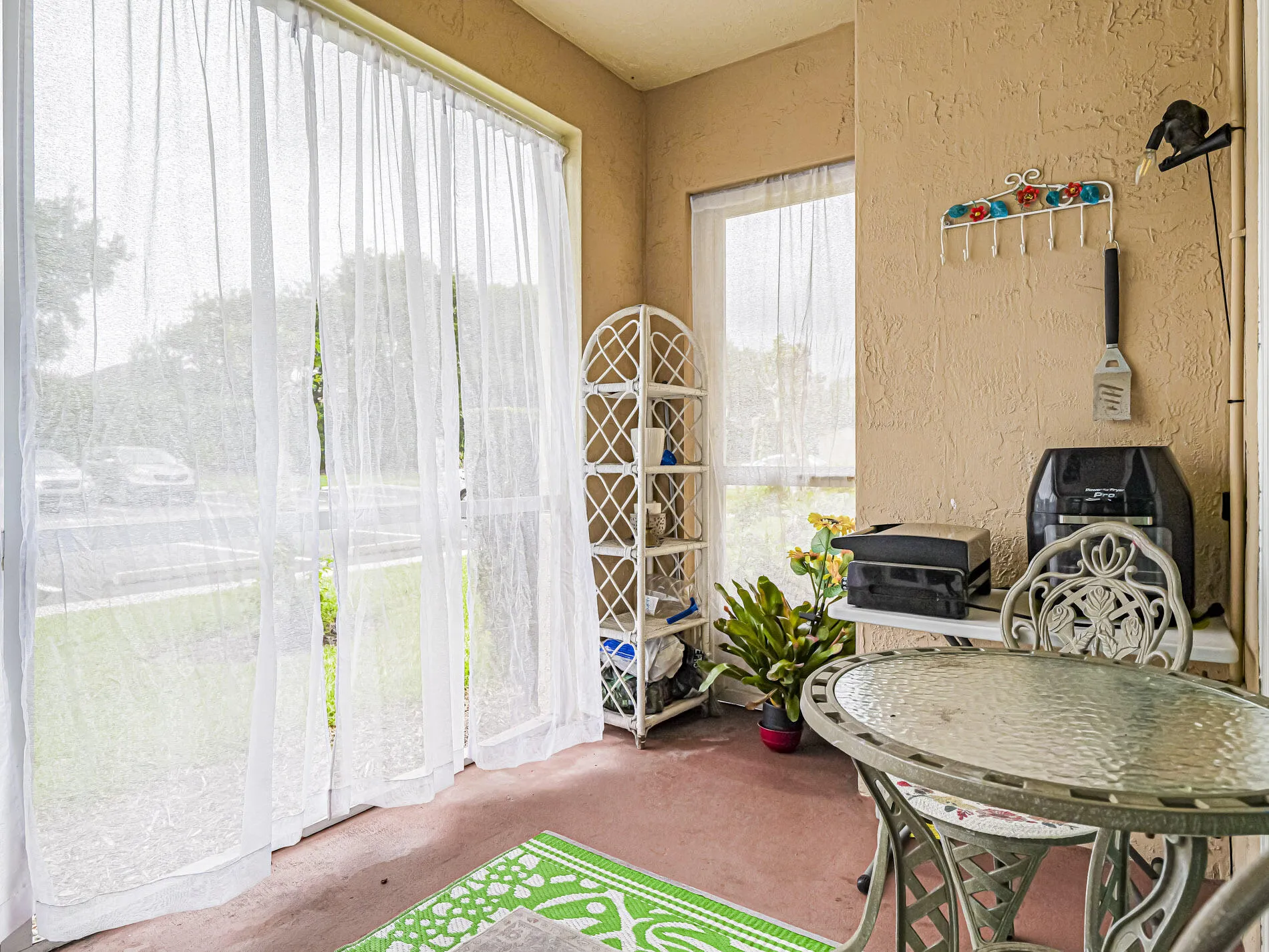 Property photo 32