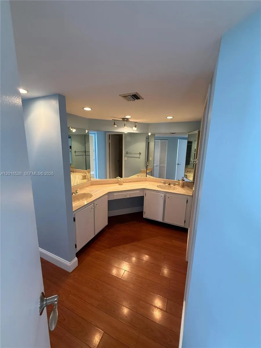 Property photo 57
