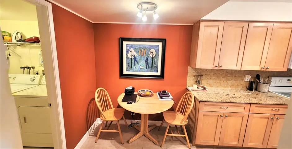 breakfast area