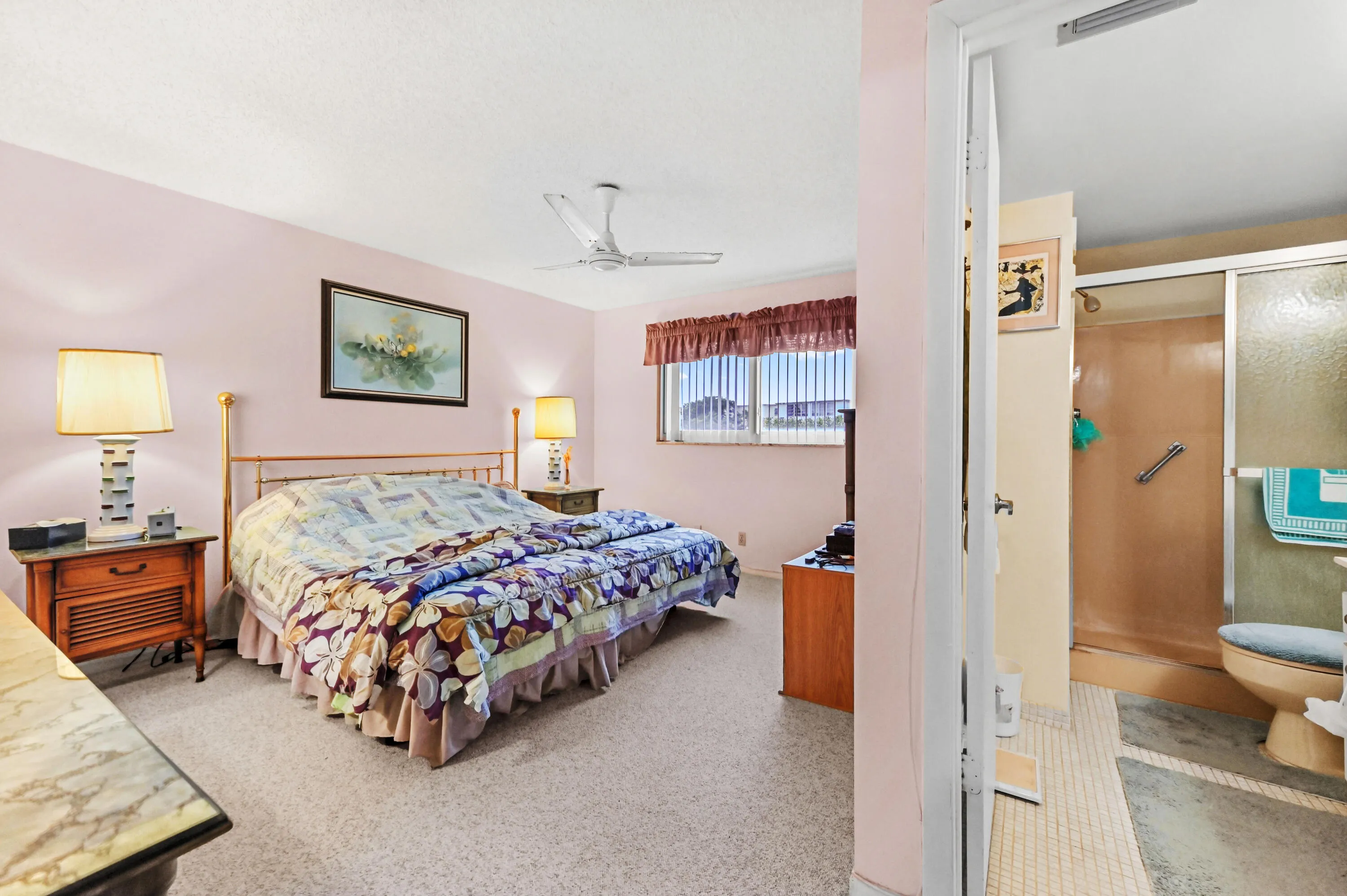 22 Bedroom 03