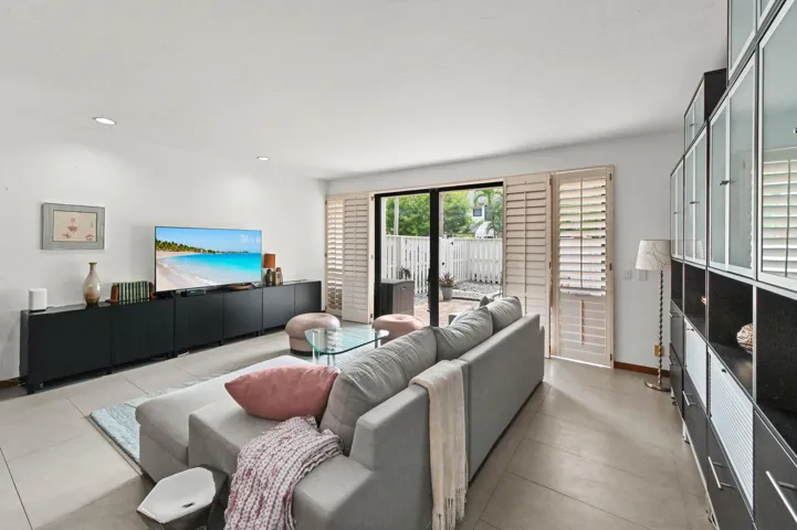 13 Living room 04