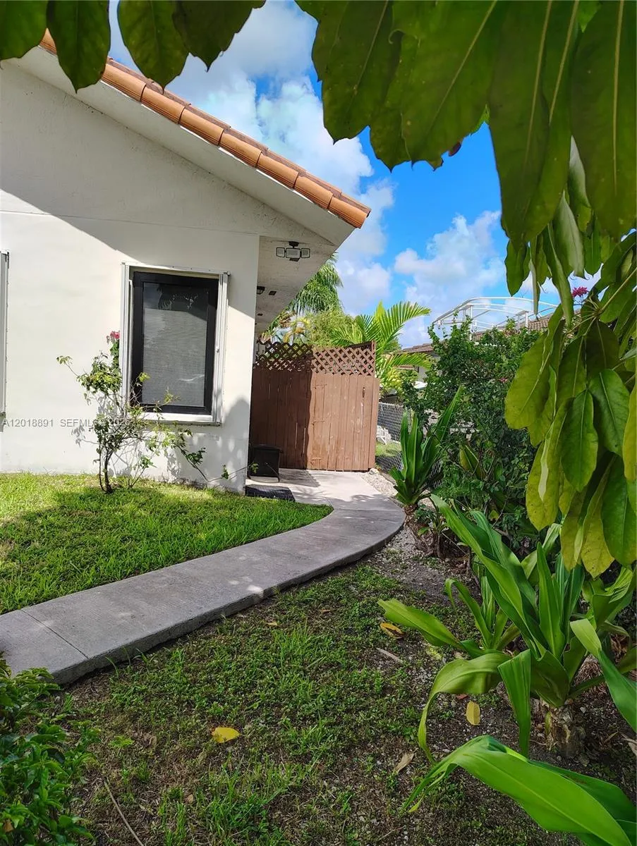 Property photo 28