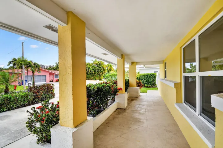 5-web-or-mls-1221 Singer Dr (5)