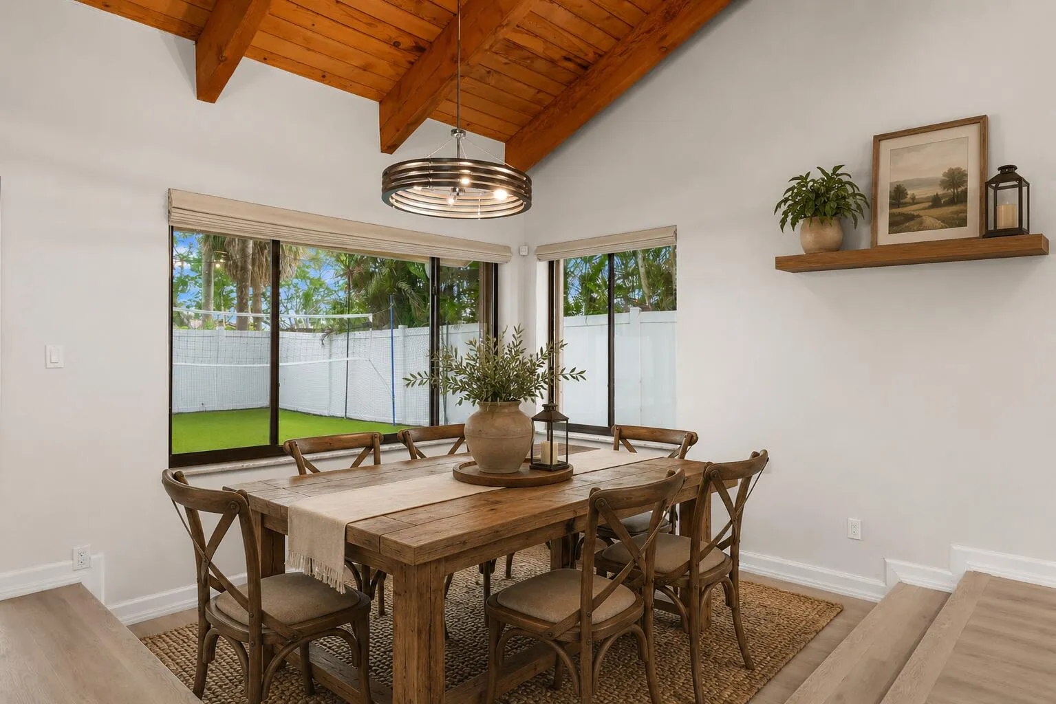 STAGE - DINING ROOM